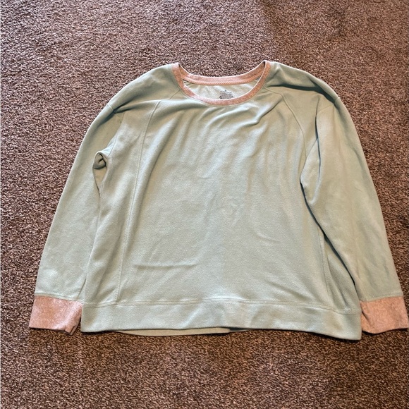 Cuddl Duds Tops - Cuddl Duds Blue and Gray Relaxed Hoodie